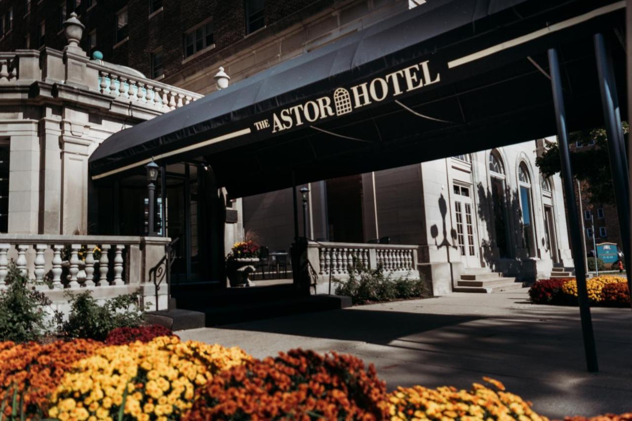 The Astor Hotel Milwaukee Exterior foto